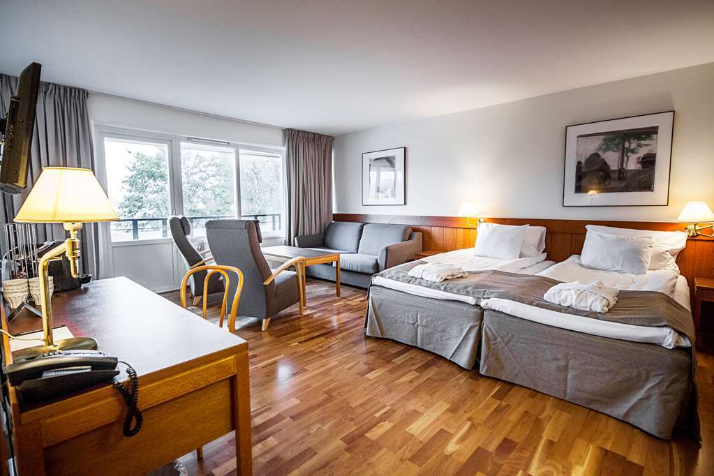 First Hotel 3*